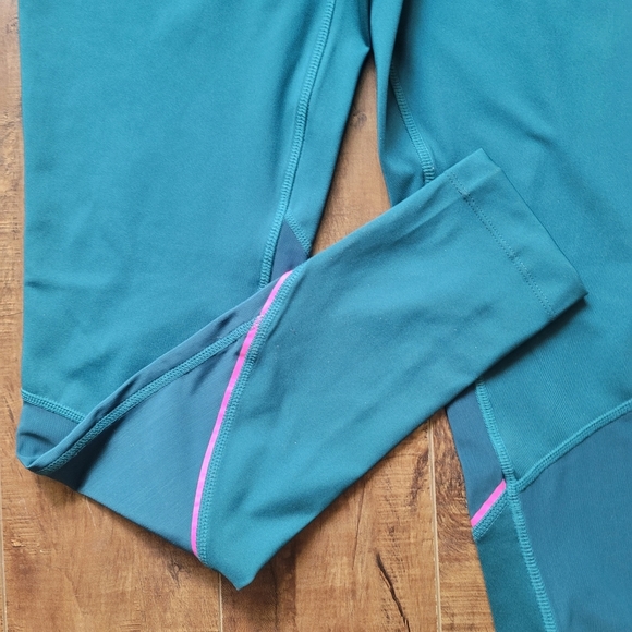 MPG Mid-Waisted Drawcord Legging in Green Size XS - Picture 3 of 11
